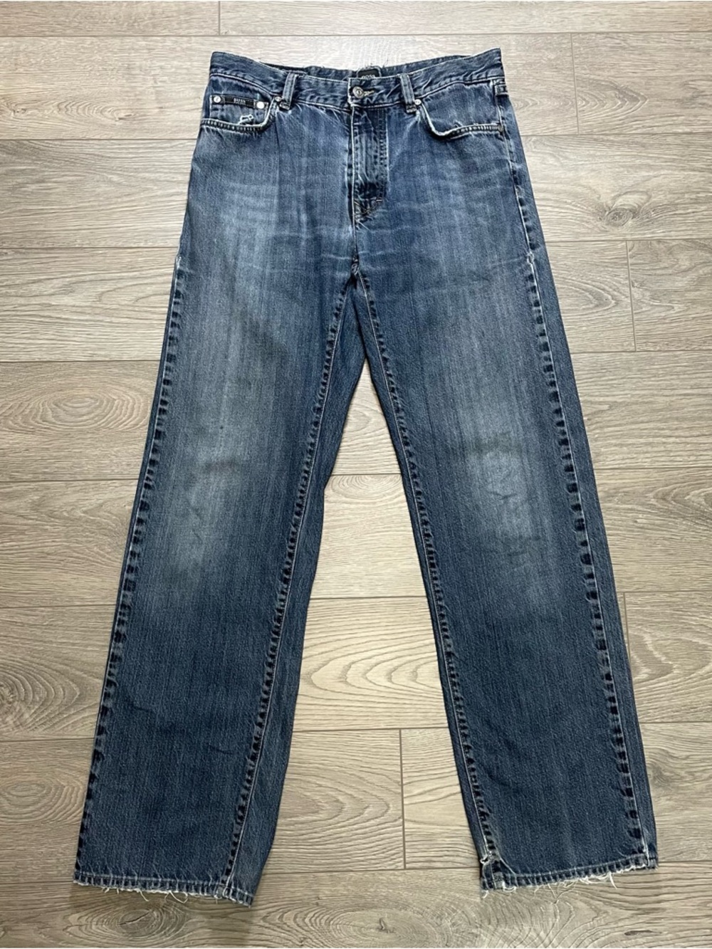 Vintage HUGO BOSS Texas Jeans Distressed Denim W30 L32 Baggy Skater Fit